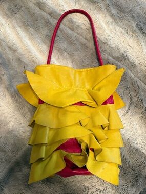 Moschino Vintage 2000 Yellow Ruffle Shoulder Bag with Pink Handle